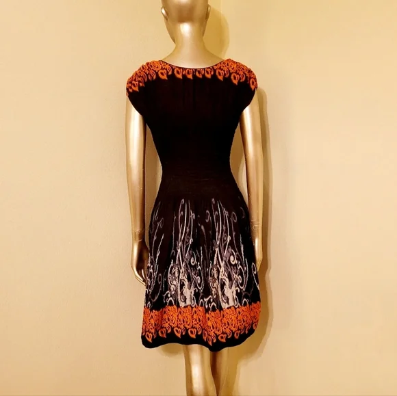 NWOT Black Max Edition Printed Shirred Stretch Dress Sz Small - Picture 12 of 13